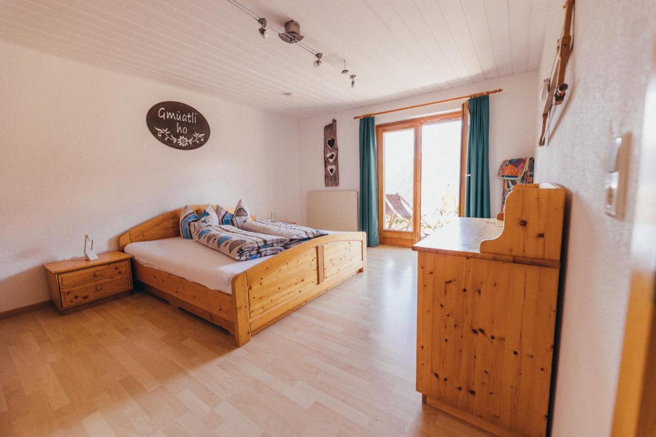 Haus Netzer Apartment Bartholomaberg Bagian luar foto